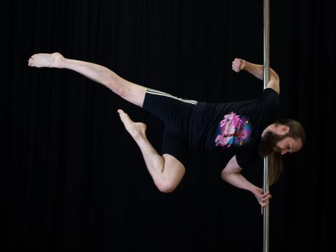 Iiro on a pole