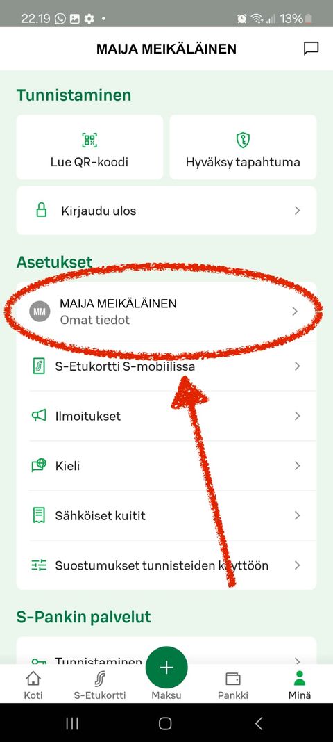 Kuvaohje vaihe 1. Kirjaudu S-Mobiiliin, valitse oikeasta alakulmasta "Minä" ja valitse asetuksista "Omat tiedot"